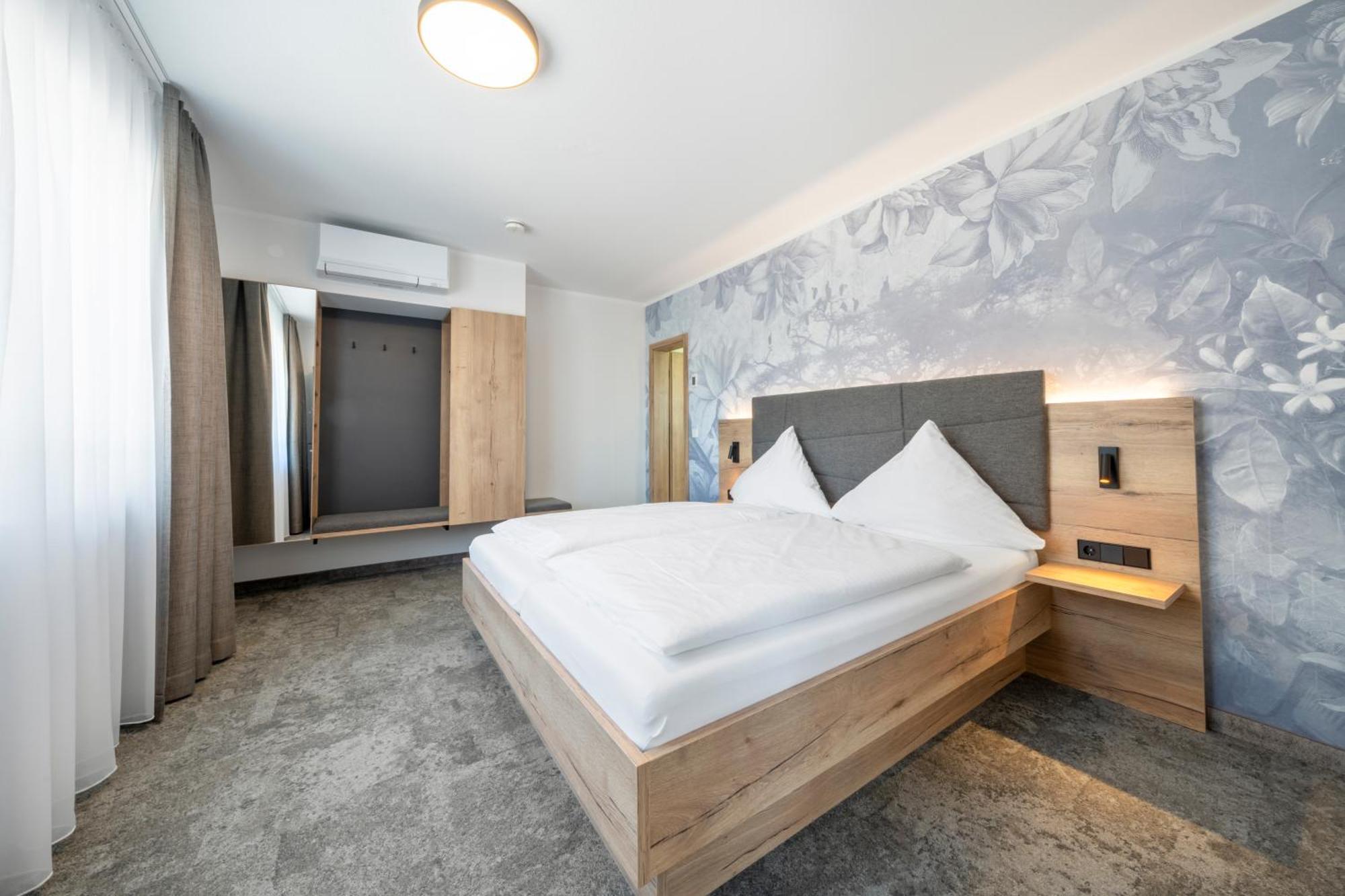 Koepfers Steinbuck Otel Bischoffingen Dış mekan fotoğraf